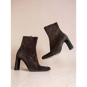 DKNY vintage Brown Suede Zip Boots  Size 6.5